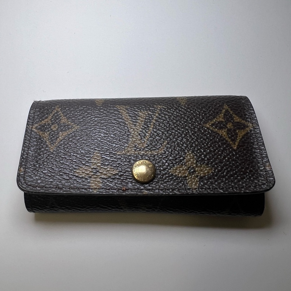 Louis Vuitton 4 Key holder Monogram